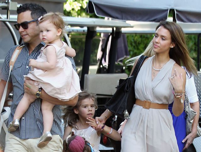 Jessica Alba i rodzinka w komplecie  