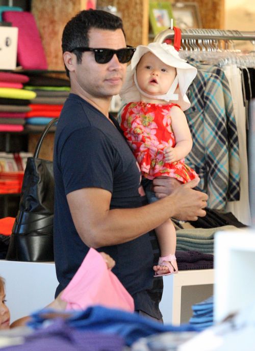 Mąż Alby dzielnie pomaga w opiece nad dziećmi (FOTO)