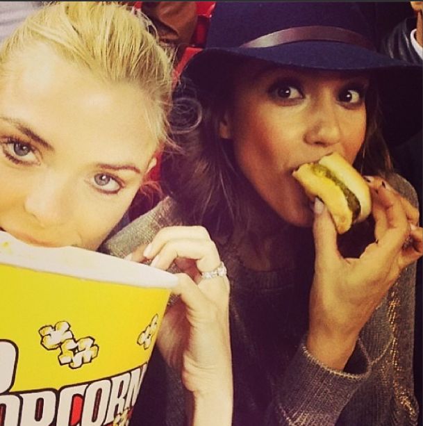 Jak wygląda dieta w wydaniu Jessiki Alby? (FOTO)