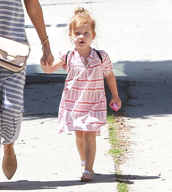 Nawet w takim worku potrafi wyglądać dobrze? (FOTO)