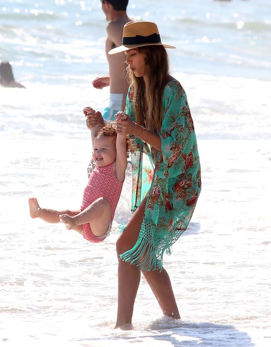 Rodzinne wakacje Jessiki Alby (FOTO)