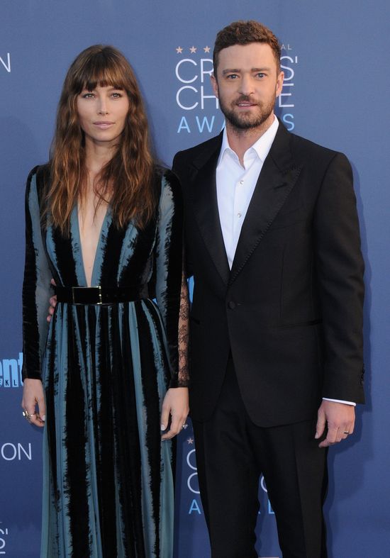 Plotki o roztaniu albo drugiej ciąży? Te zdjęcia rozwiewają wątpliwości Plotki o roztaniu albo drugiej ciąży? Te zdjęcia rozwiewają wątpliwości