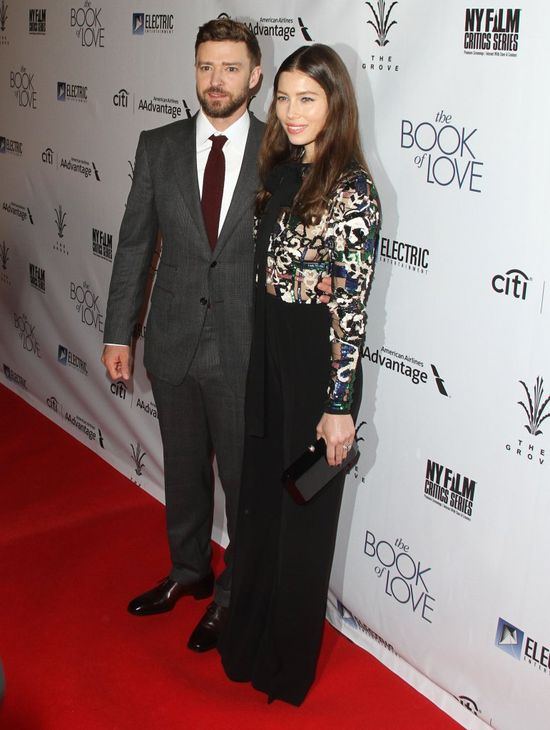 Nikt nie może wyglądać olśniewająco na ściance 2 razy w tygodniu...