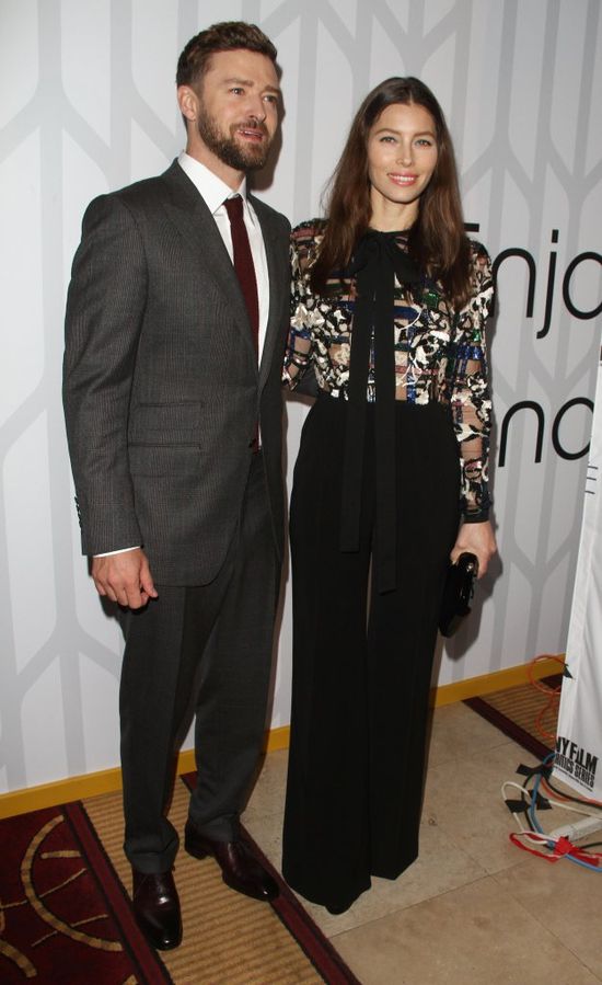 Nikt nie może wyglądać olśniewająco na ściance 2 razy w tygodniu...