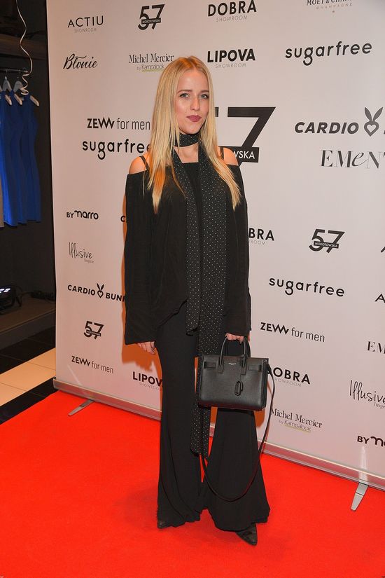 Jessica Mercedes ... (wstaw czasownik) na ściance (FOTO) Jessica Mercedes ... (wstaw czasownik) na ściance (FOTO)