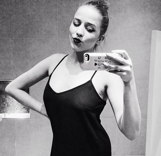 Jessica Mercedes pozuje w biustonoszu (FOTO)