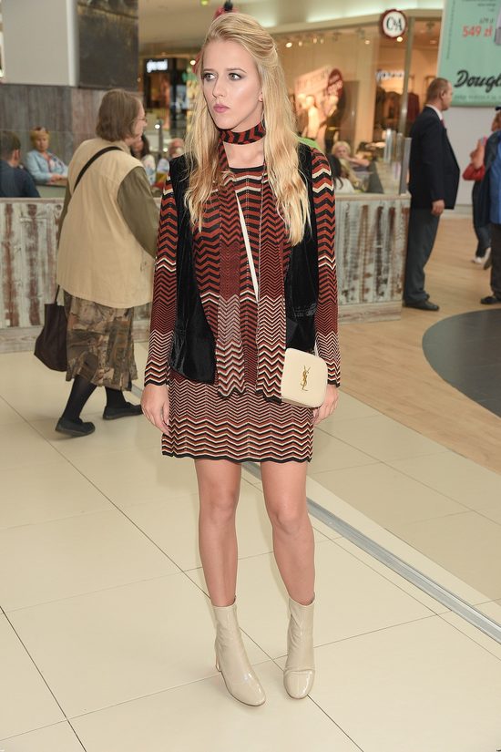 Mercedes wyprzedziła trendy! Jej buty nosi gwiazdka z USA