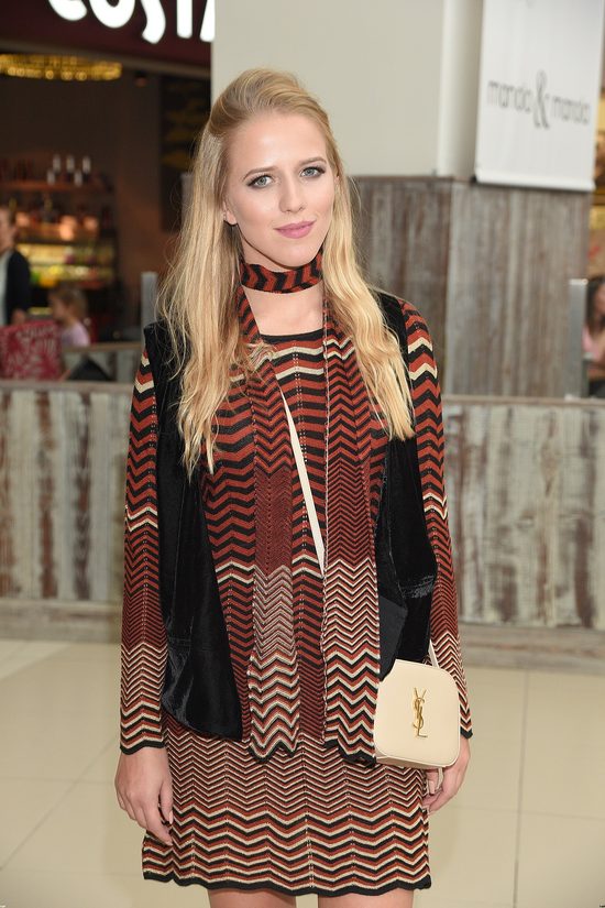 Usłyszała, że te buty są ohydne (FOTO)