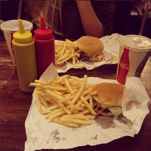 Ona też przekonuje, że nie jest na diecie? (FOTO)