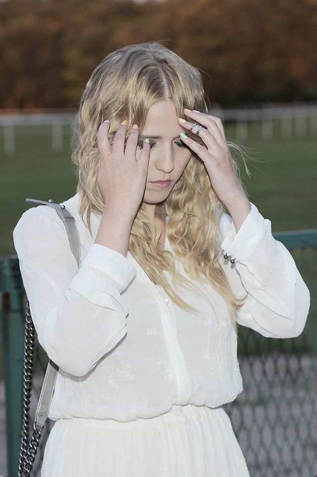 Jessica Mercedes bez makijażu i bez stanika (FOTO) Jessica Mercedes bez makijażu i bez stanika (FOTO)