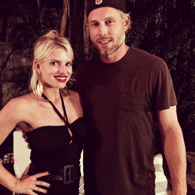  Odchudzona Jessica Simpson świętuje urodziny męża (FOTO)