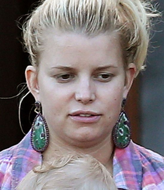 Katastrofa! Co się stało z Jessicą Simpson?! (FOTO) Katastrofa! Co się stało z Jessicą Simpson?! (FOTO)