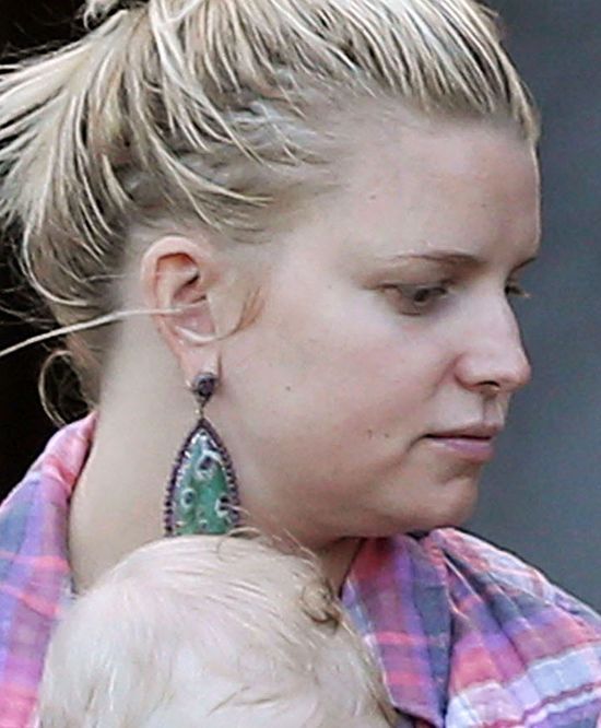 Katastrofa! Co się stało z Jessicą Simpson?! (FOTO) Katastrofa! Co się stało z Jessicą Simpson?! (FOTO)