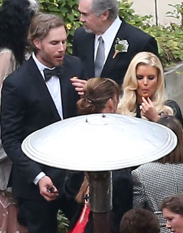 Jessica Simpson - i po figurze (FOTO)