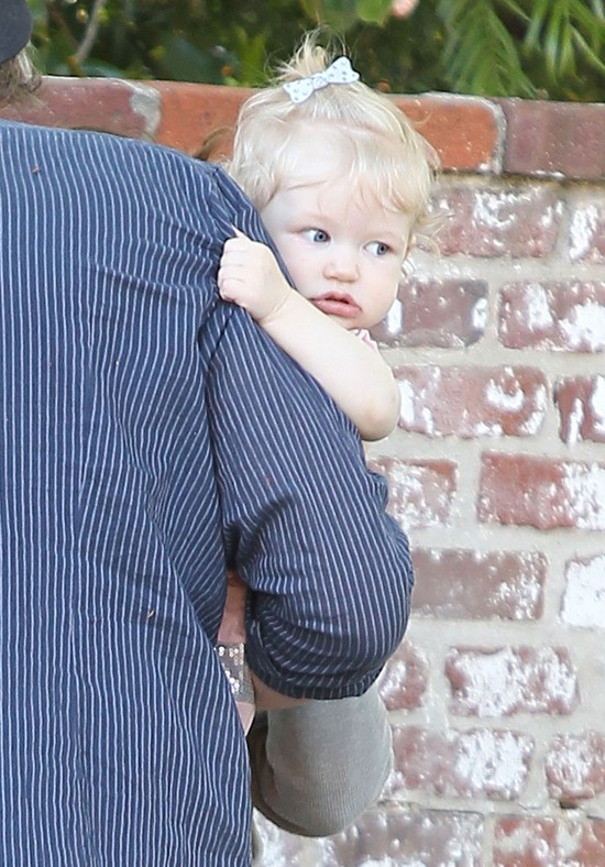 Jessica Simpson nie wygląda jakby zarabiała na modzie (FOTO)