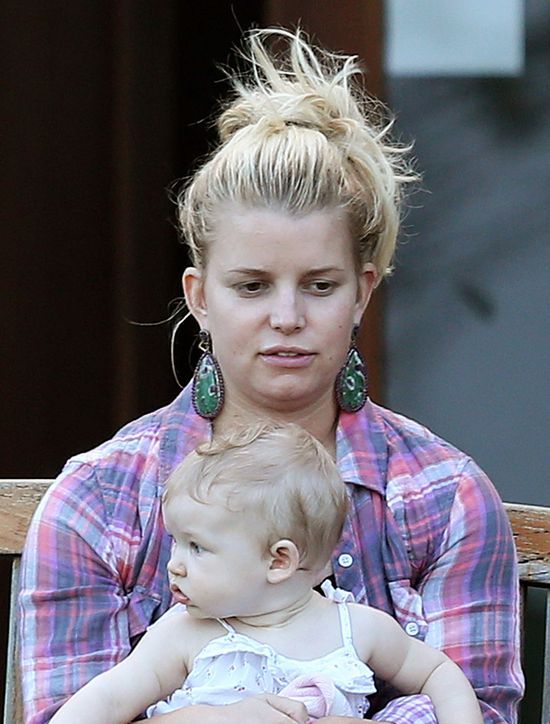 Katastrofa! Co się stało z Jessicą Simpson?! (FOTO) Katastrofa! Co się stało z Jessicą Simpson?! (FOTO)