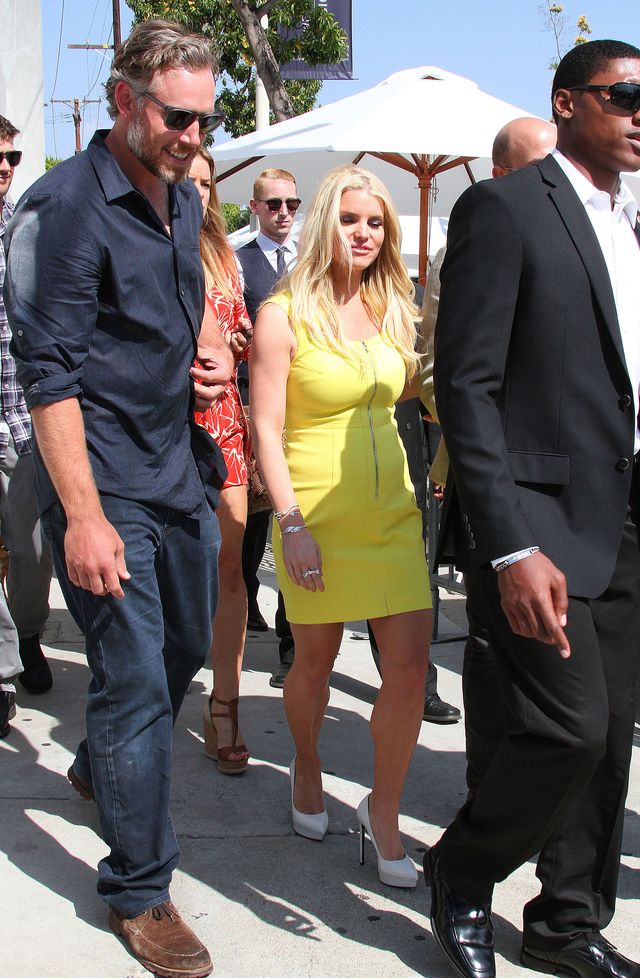 Jessica Simpson ma nową twarz! (FOTO) Jessica Simpson ma nową twarz! (FOTO)