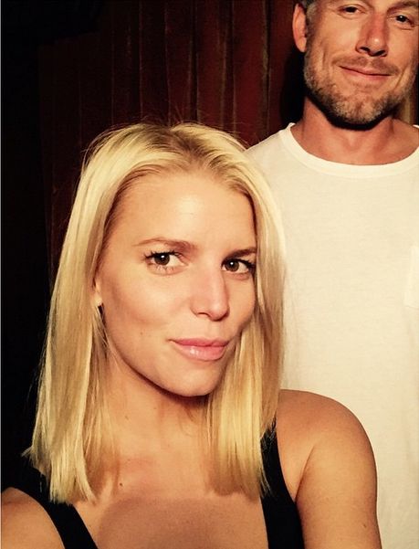 Jessica Simpson przefarbowała włosy (FOTO)