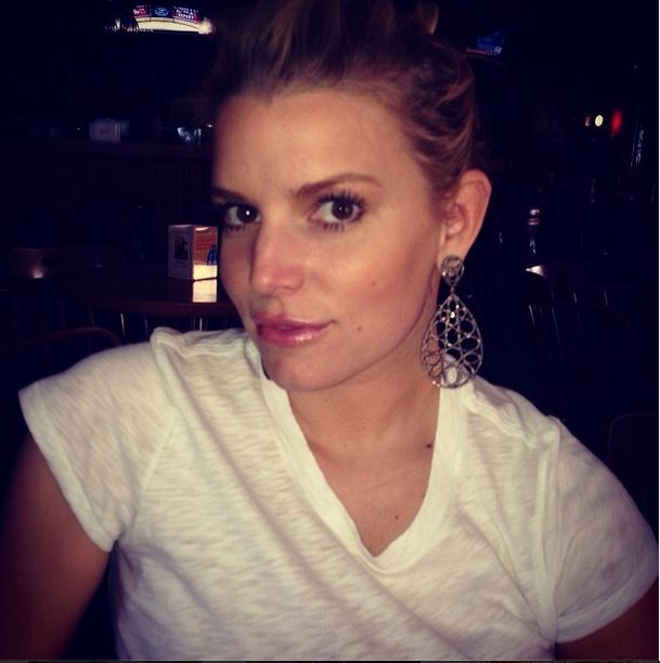 Jessica Simspon korzystała z pomocy chirurga? Jessica Simspon korzystała z pomocy chirurga?