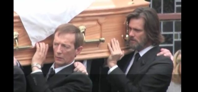 Jim Carrey zamieścił na Twitterze wymowne zdjęcie Jim Carrey zamieścił na Twitterze wymowne zdjęcie