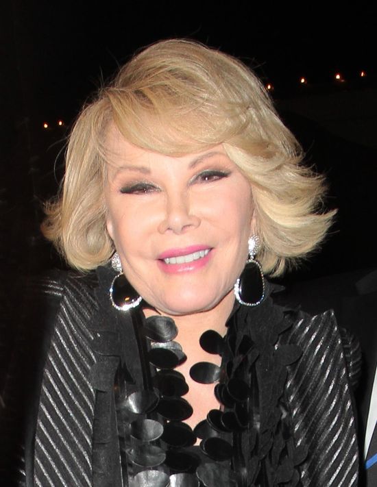 Trwa wybudzanie Joan Rivers Trwa wybudzanie Joan Rivers