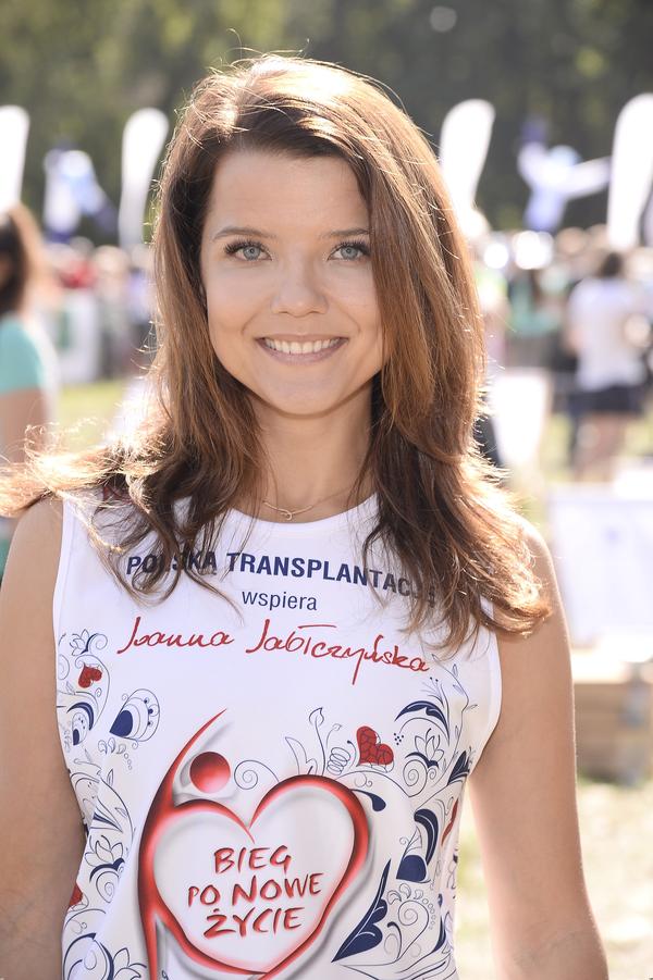 Pupy tej aktorki nie powstydziłaby się nawet Anna Lewandowska (FOTO) Pupy tej aktorki nie powstydziłaby się nawet Anna Lewandowska (FOTO)