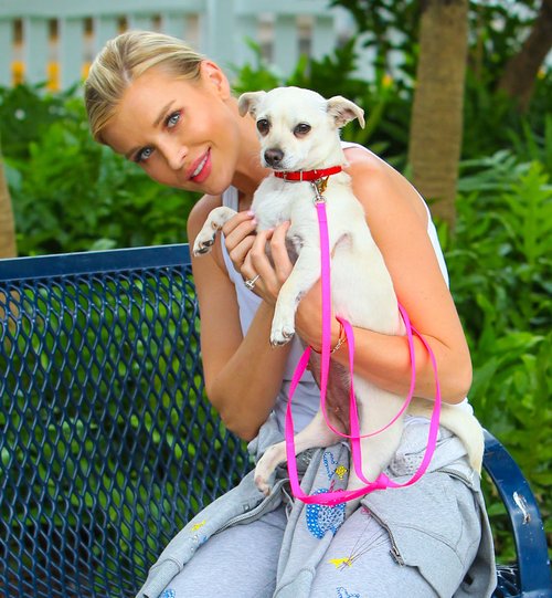 Joanna Krupa straciła ukochanego psiaka (FOTO)