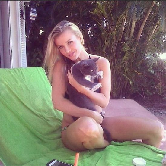 Beztroskie życie Joanny Krupy (FOTO)