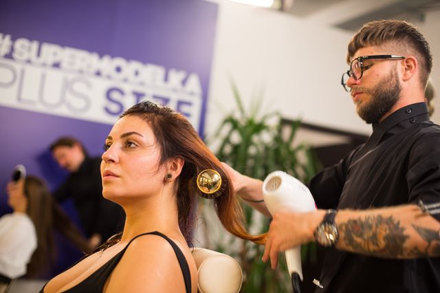 Joanna z Supermodelki Plus Size: Ja nawet jak idę wynieść śmieci, MALUJĘ RZĘSY Joanna z Supermodelki Plus Size: Ja nawet jak idę wynieść śmieci, MALUJĘ RZĘSY