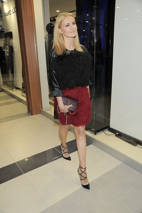 Tak ubrać się mogła jedynie stylistka? (FOTO) Tak ubrać się mogła jedynie stylistka? (FOTO)