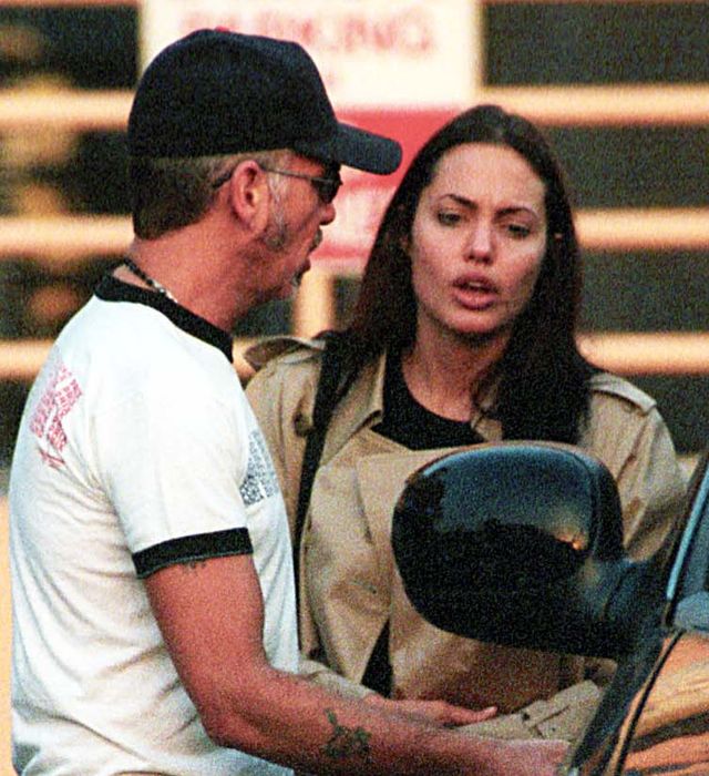 Brudna i mizerna Angelina Jolie na haju