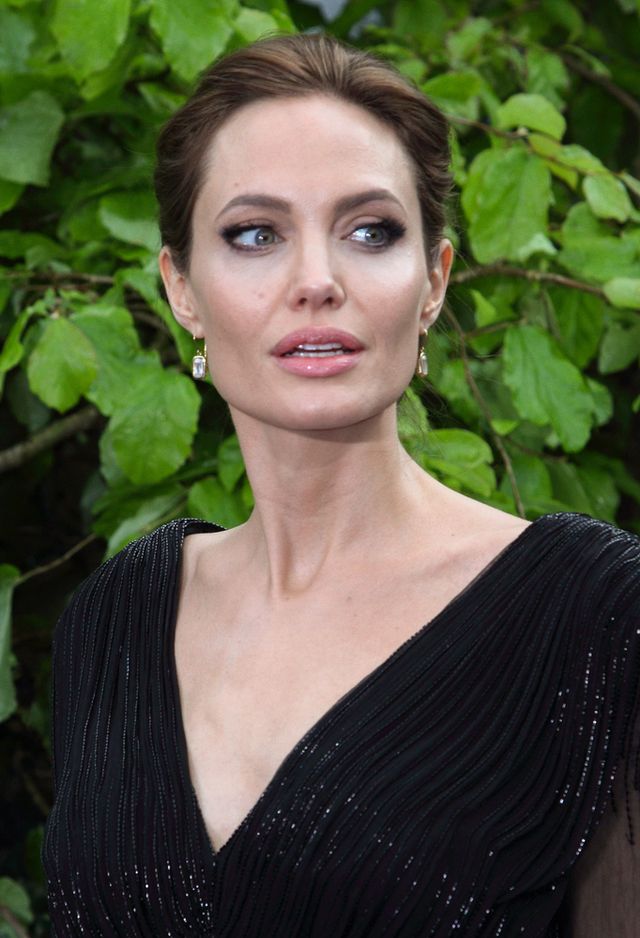 Zgaduj zgadula - czy to prawdziwa Jolie, czy jej woskowa fig