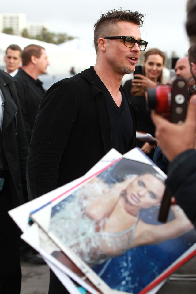 Angelina Jolie chce przełożyć ślub z Bradem Pittem? Angelina Jolie chce przełożyć ślub z Bradem Pittem?