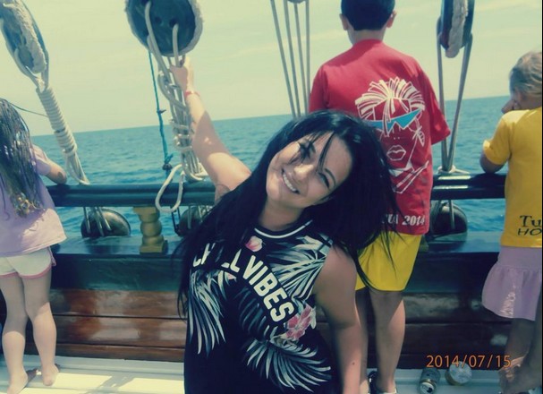 Jula ma nowe zęby! Za 60 tysięcy złotych! (FOTO)