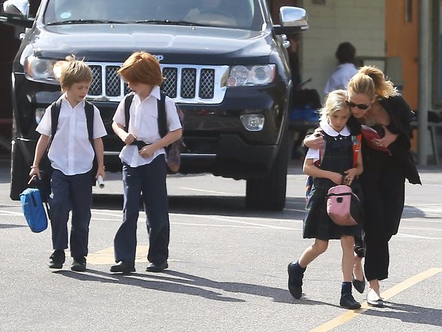 Julia Roberts przyłapana z dzieciakami (FOTO)