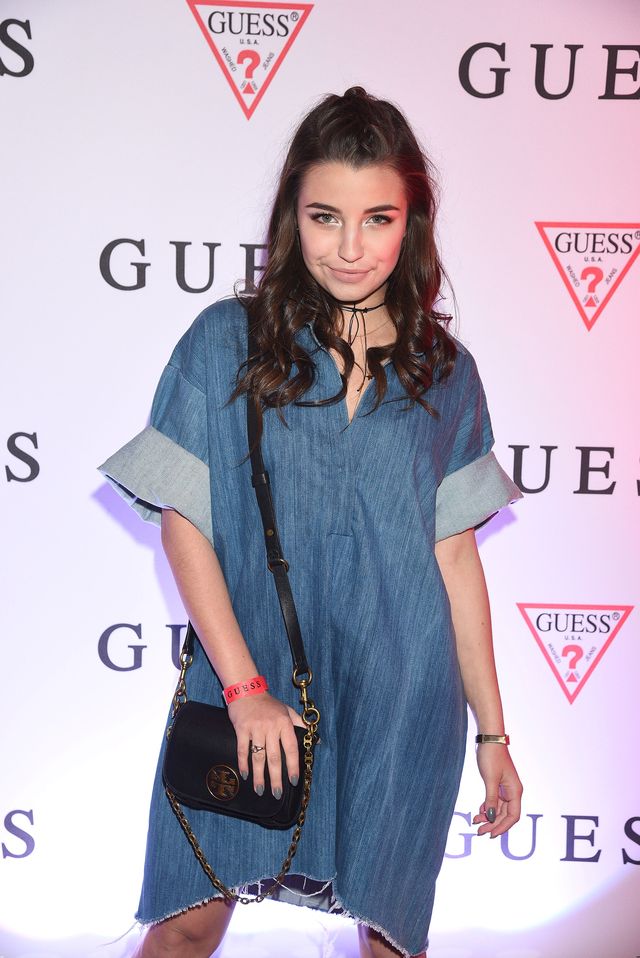 Julia Wieniawa dodała sobie makijażem 10 lat (ZDJĘCIA)