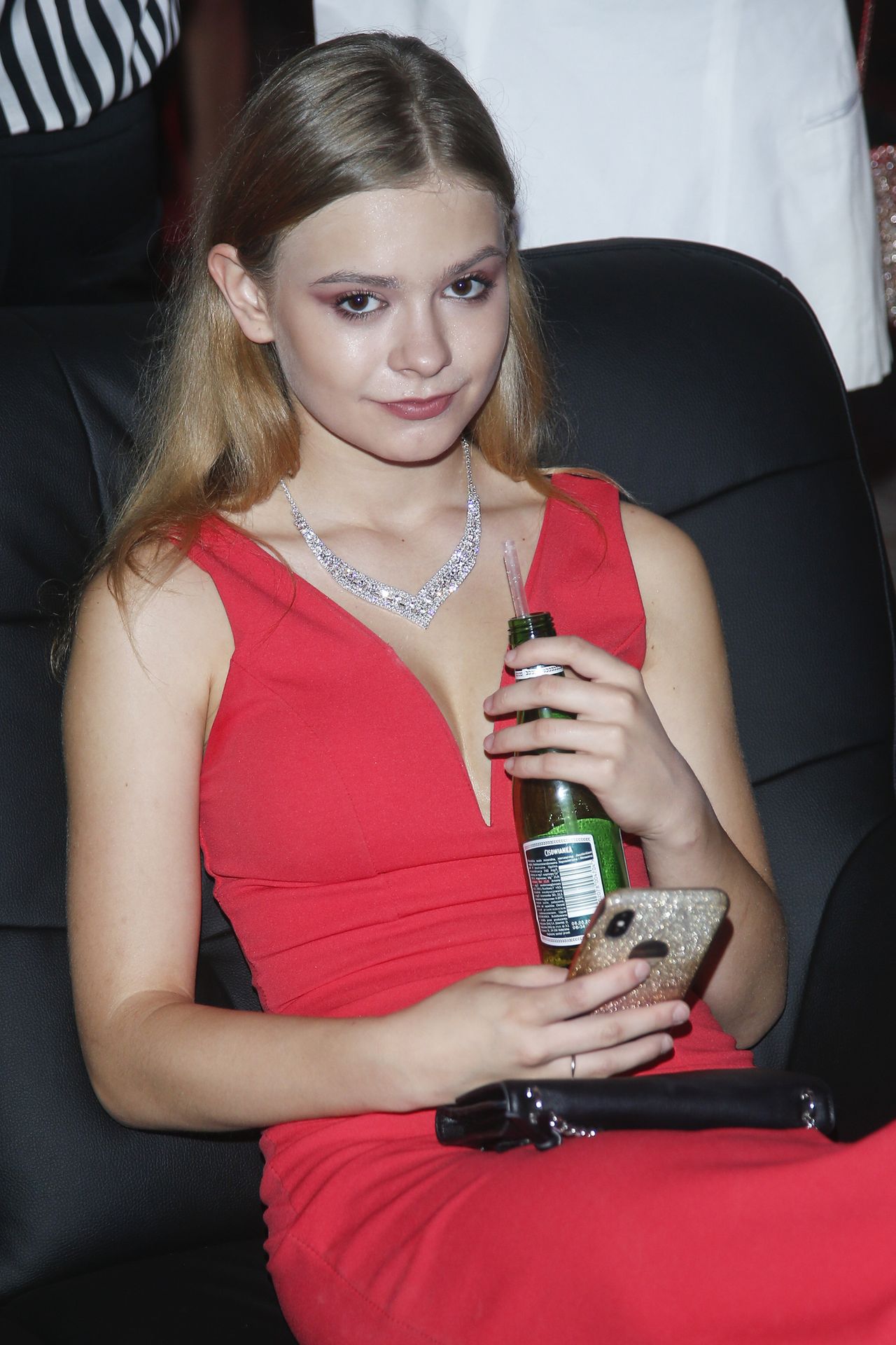 Julia Wróblewska wygląda w tych włosach jak... RIHANNA?! (Instagram)