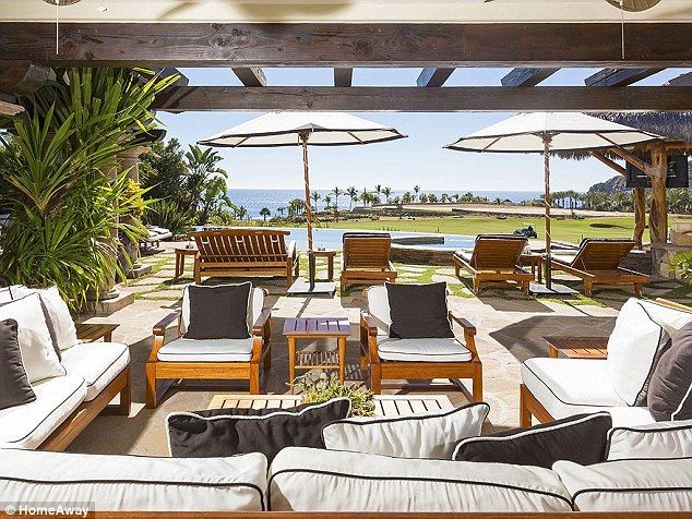 Taka z niej wielka gwiazda, ze potrzebuje aż 12 sypialni? Taka z niej wielka gwiazda, ze potrzebuje aż 12 sypialni?