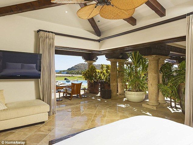 Taka z niej wielka gwiazda, ze potrzebuje aż 12 sypialni? Taka z niej wielka gwiazda, ze potrzebuje aż 12 sypialni?