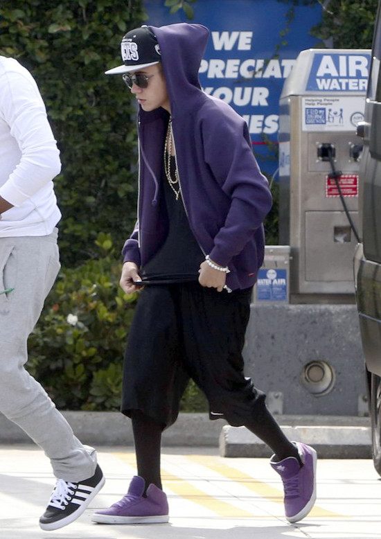 Sąsiedzi mają dość ekscesów Justina Biebera Sąsiedzi mają dość ekscesów Justina Biebera