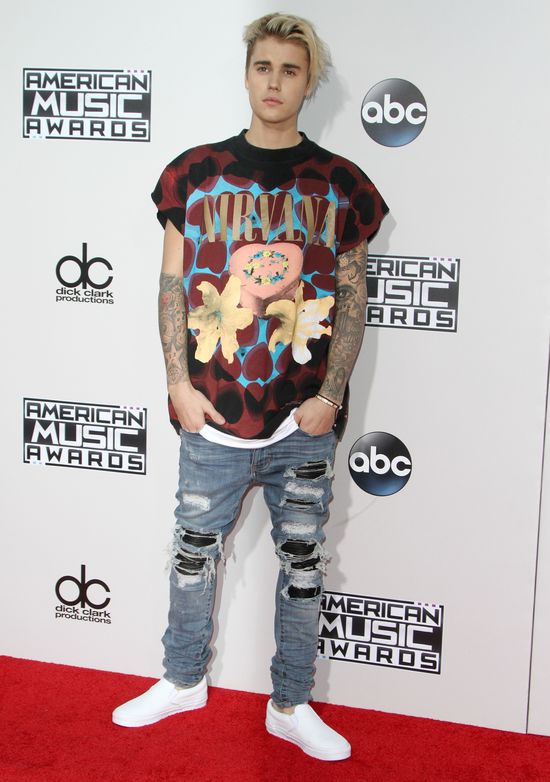 Justin Bieber po raz kolejny upokorzył Selenę Gomez! (FOTO) Justin Bieber po raz kolejny upokorzył Selenę Gomez! (FOTO)