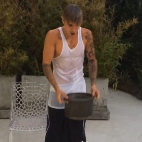 Bardzo odważny spash Justina Biebera Bardzo odważny spash Justina Biebera