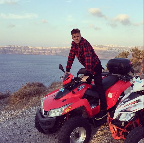 Justin Bieber postawiony w bardzo trudnej sytuacji Justin Bieber postawiony w bardzo trudnej sytuacji