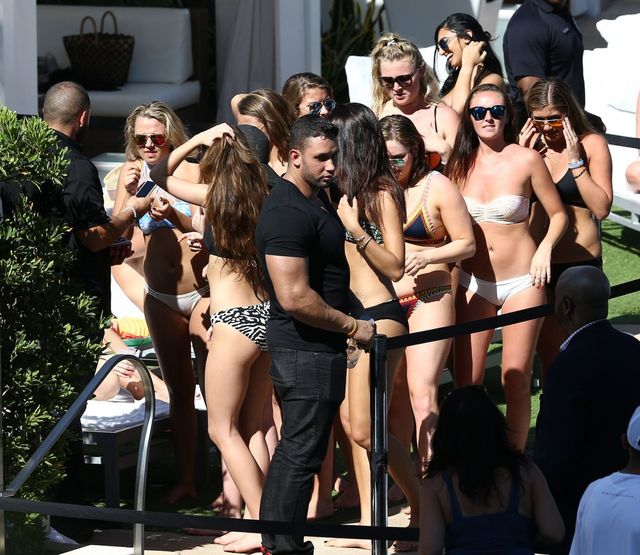 Te zdjęcia tłumaczą wybryki Justina Biebera? (FOTO) Te zdjęcia tłumaczą wybryki Justina Biebera? (FOTO)