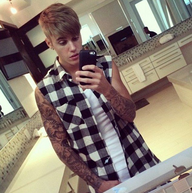 Justin Bieber już tak NIE wygląda (FOTO+VIDEO) Justin Bieber już tak NIE wygląda (FOTO+VIDEO)