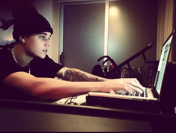 Justin Bieber zmienia pseudonim artystyczny Justin Bieber zmienia pseudonim artystyczny