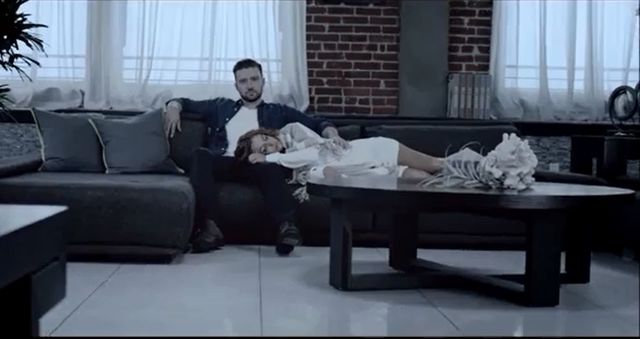 Justin Timberlake całuje byłą Roberta Pattinsona! (VIDEO)