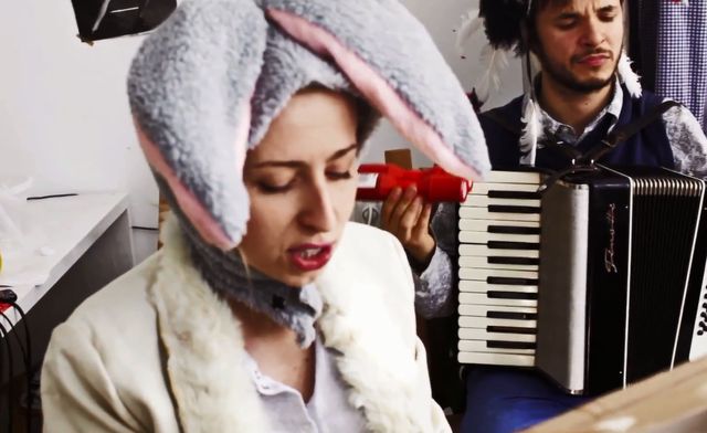 Domowe melodie Justyny Chowaniak (VIDEO) Domowe melodie Justyny Chowaniak (VIDEO)