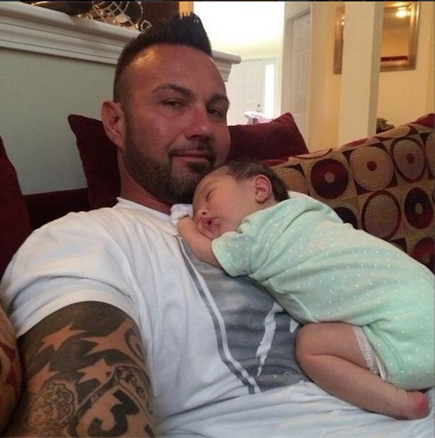 Jwoww chwali się córeczką i szczupłą sylwetką po porodzie 