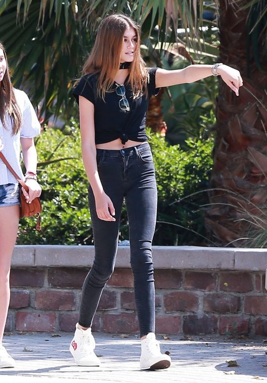 14-letnia córka Cindy Crawford na TRZECH okładkach